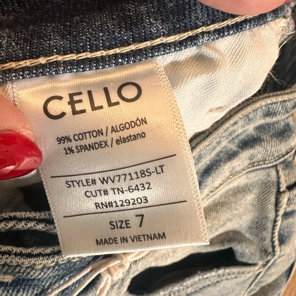 Cello Medium Blue Distressed Cropped Jeans - Picture 5 of 5